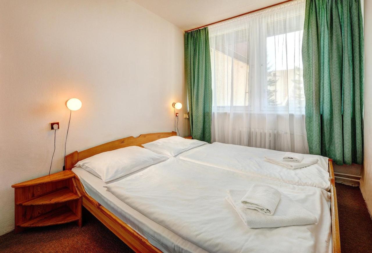 Bungalovy Fis Economy Villa Strbske Pleso Luaran gambar